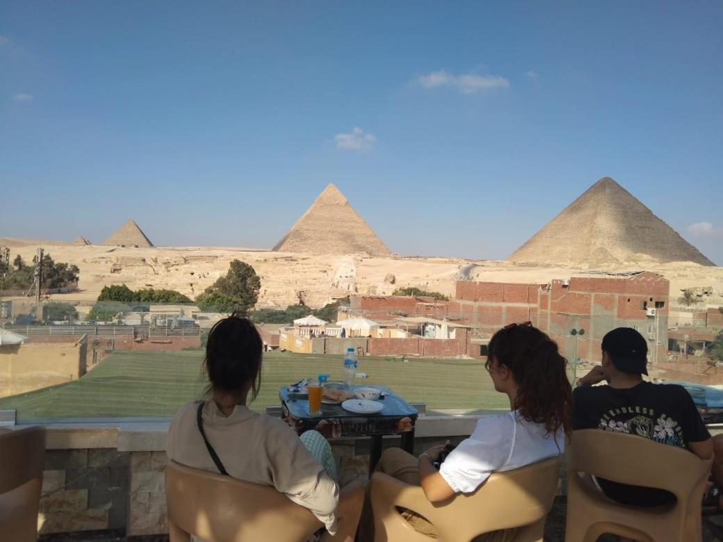 Pyramids Magic View Inn Cairo Exterior foto